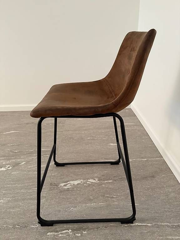Chaises hautes: Chaises de bar en excellent état – D'occasion à Gland par Diamond_Walbrow 1