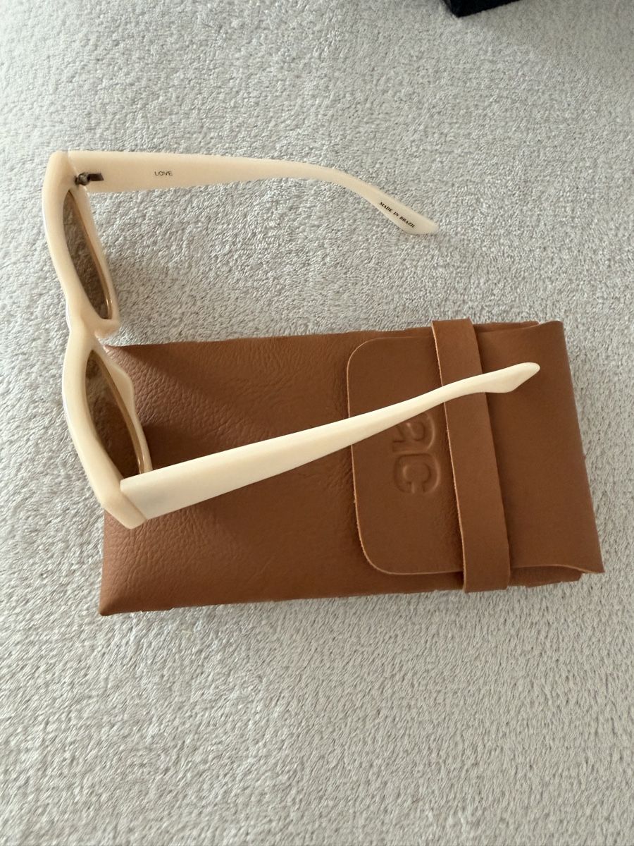 Occhiali & Lenti: AC Brazil Sunglasses Cream  – Usato da Zürich venduto da mcdcd 1