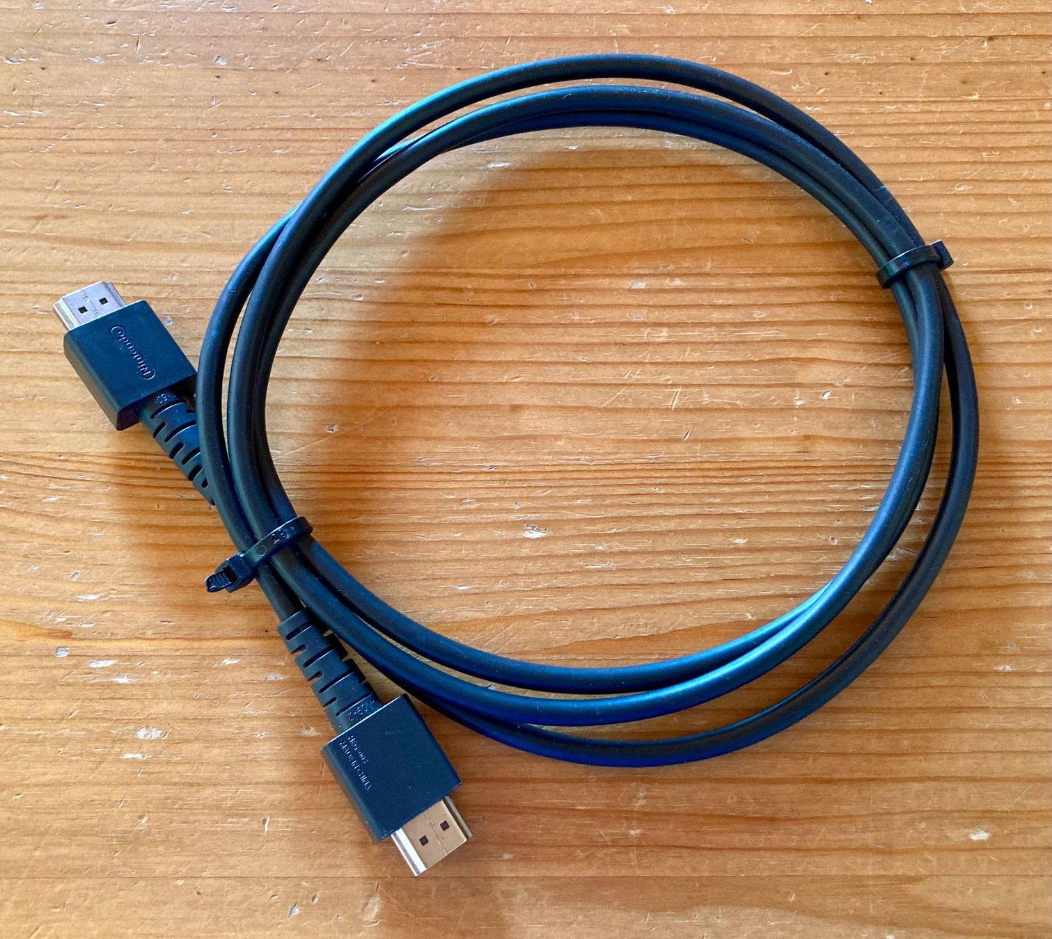 Nintendo Kabel: Original HDMI Kabel - Nintendo Switch – Gebraucht aus Zürich von Djmotionch