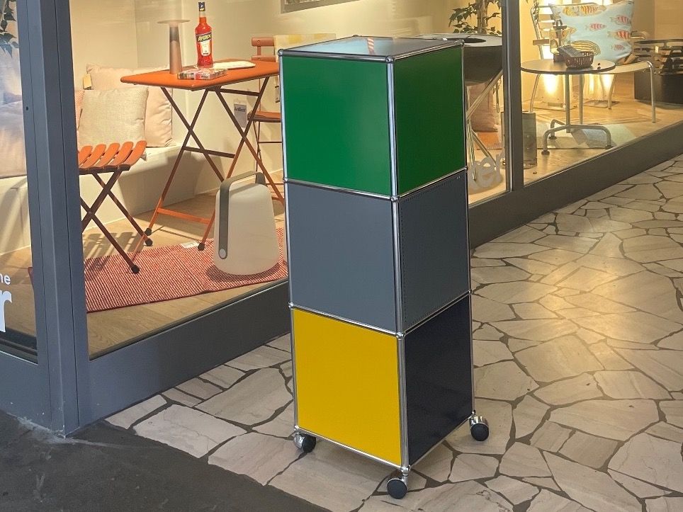 USM Regale: Herzige Usm  möbel Bunt Lieferung Gratis – Gebraucht aus Thun von Thuno6 1