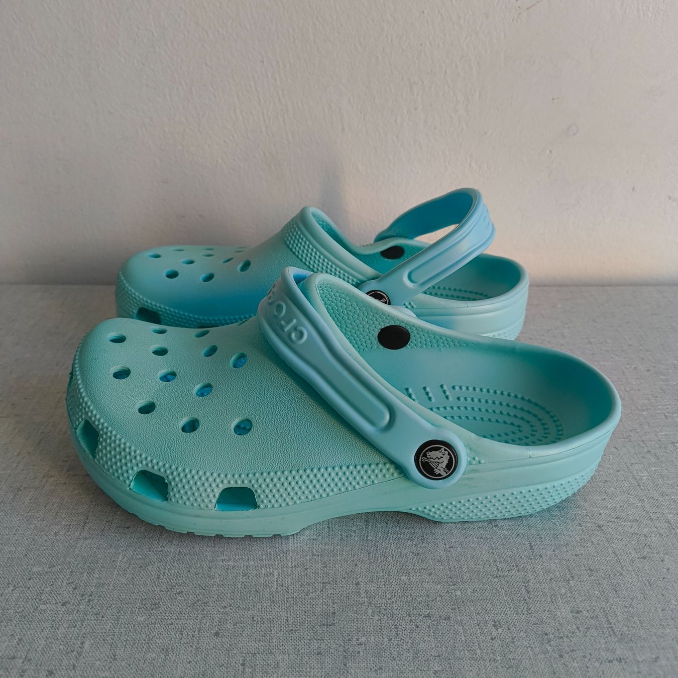 Crocs Herrenschuhe: Crocs, Grösse J5, 37/38 – Neu und originalverpackt aus Uitikon Waldegg von PJLS1 2