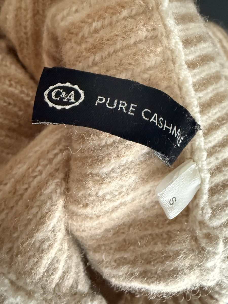C&A Maglioni & Felpe: C&A Kaschmir Rollkragenpullover Gr. S gerippt beige warm – Usato da Staad SG venduto da Chirrari 5