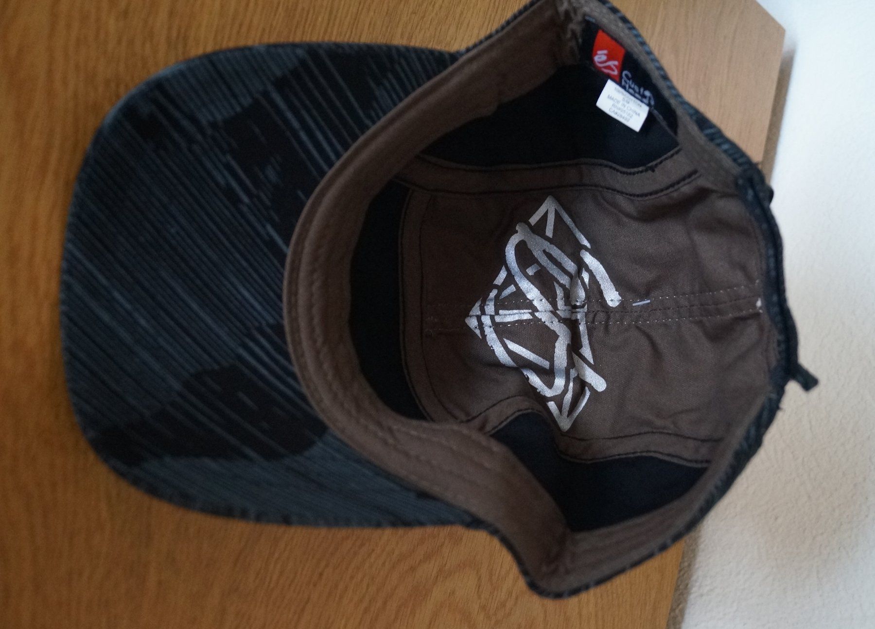 Copricapi, berretti & cappellini: Es Skateboarding Cap, neu – Nuovo (secondo la descrizione) da Köniz venduto da Fred333 5