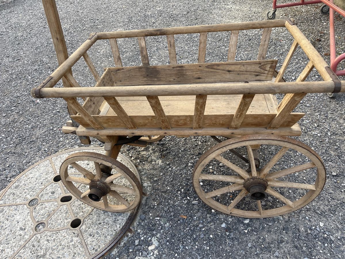 Brouettes: Antiker Holz-Leiterwagen  – D'occasion à Brienz BE par hey_z9vg 2