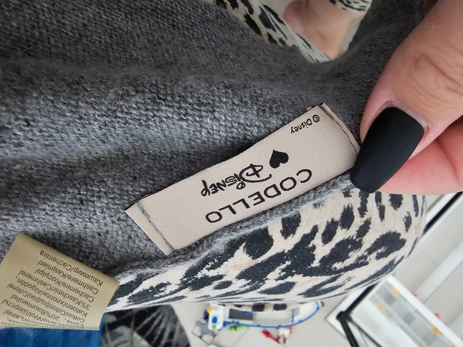 Codello Altro in Moda donna: Codello Disney Cape – Nuovo (secondo la descrizione) da Berg TG venduto da lisboa.sky 1