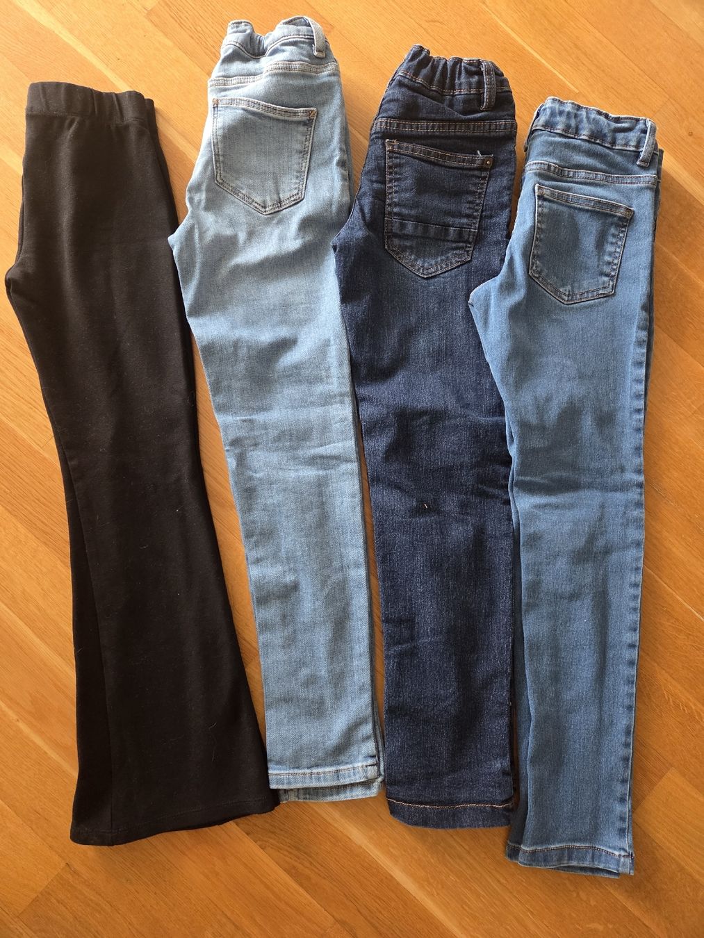 Hosen: Jeans Mädchen Gr 140 – Gebraucht aus Port von Darialina 4