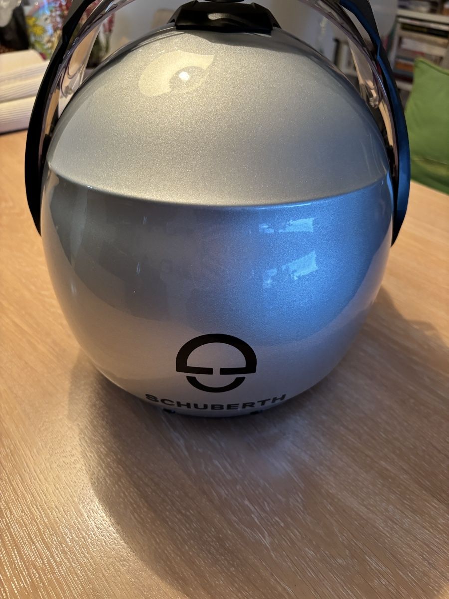 Schuberth Helme & Visiere: Motorradhelm 1x getragen – Neu (gemäss Beschreibung) aus Brüttisellen von Perrier1961 3