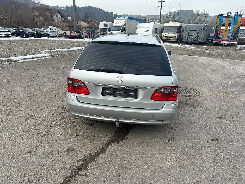 Automobili: Mercedes benz 220 E 170 Ps – Usato da Wila venduto da ABM_As 2