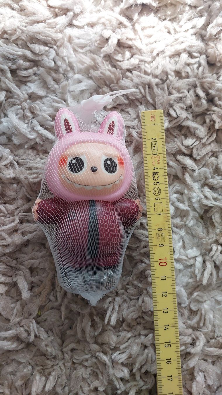 Giocattoli: Niedliche Labubu Squishy Figur – Nuovo e nell'imballaggio originale da Hittnau venduto da Razorback_1971 2
