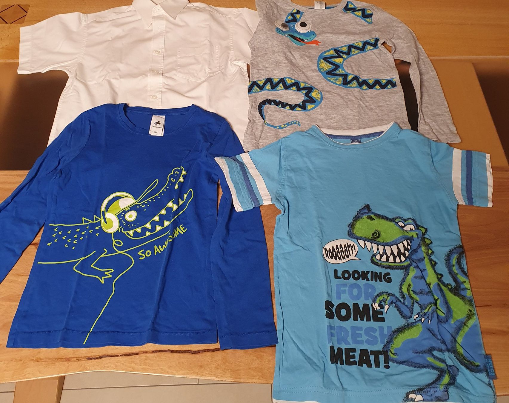 Lotti & Set di vestiti: Pullover, T-Shirt und Hemd in der Grösse 128 – Usato da Oberburg venduto da bauob