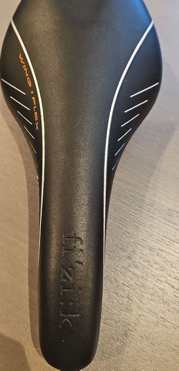 Selle Cuir Fizik Wing Flex – Pour Gravel, VTT, Route – Occasion