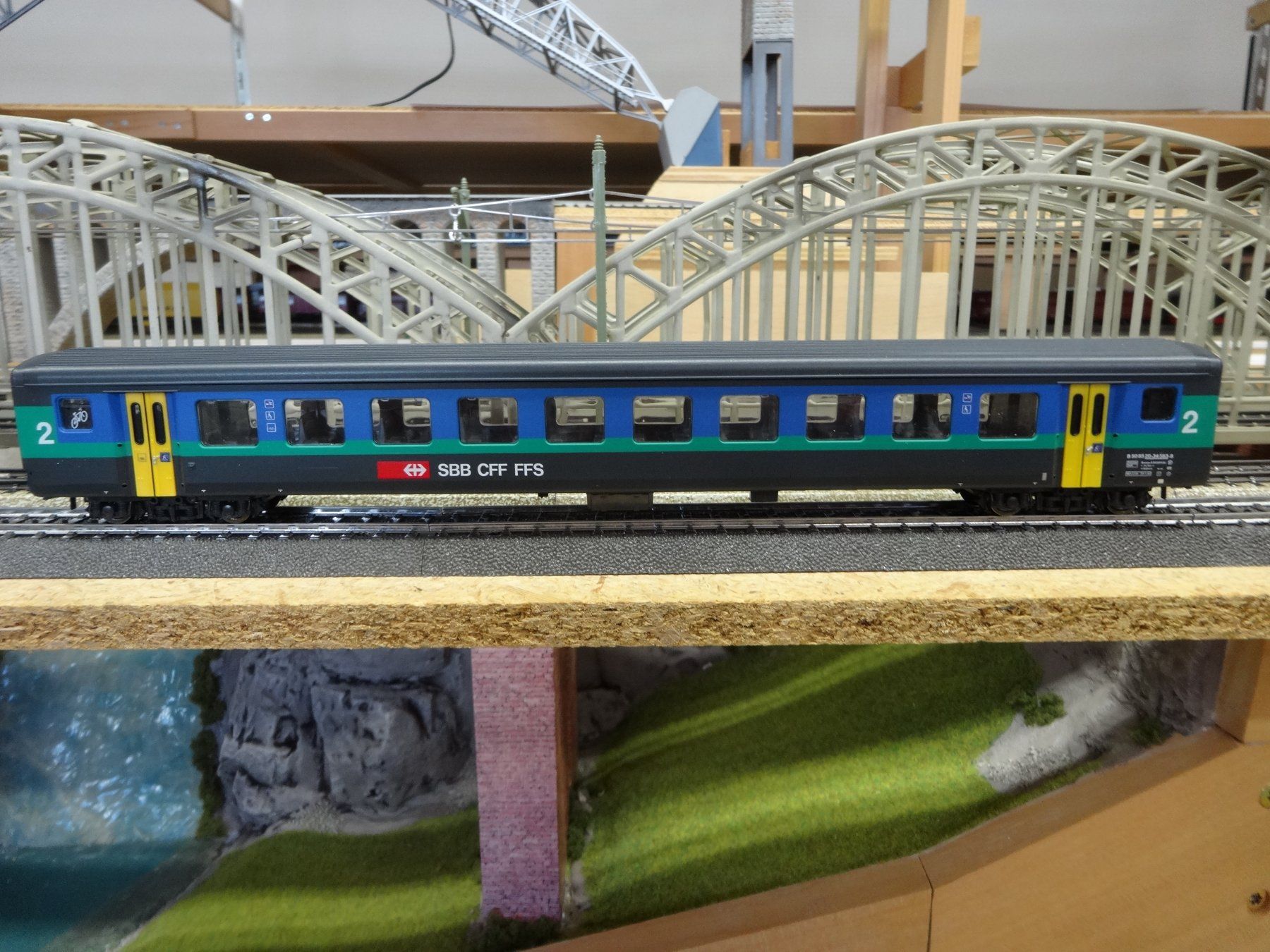 Roco Modelleisenbahnen: 5-teiliger SBB Interregio Zug von Roco – Neu (gemäss Beschreibung) aus Hinwil von chris_badminton
