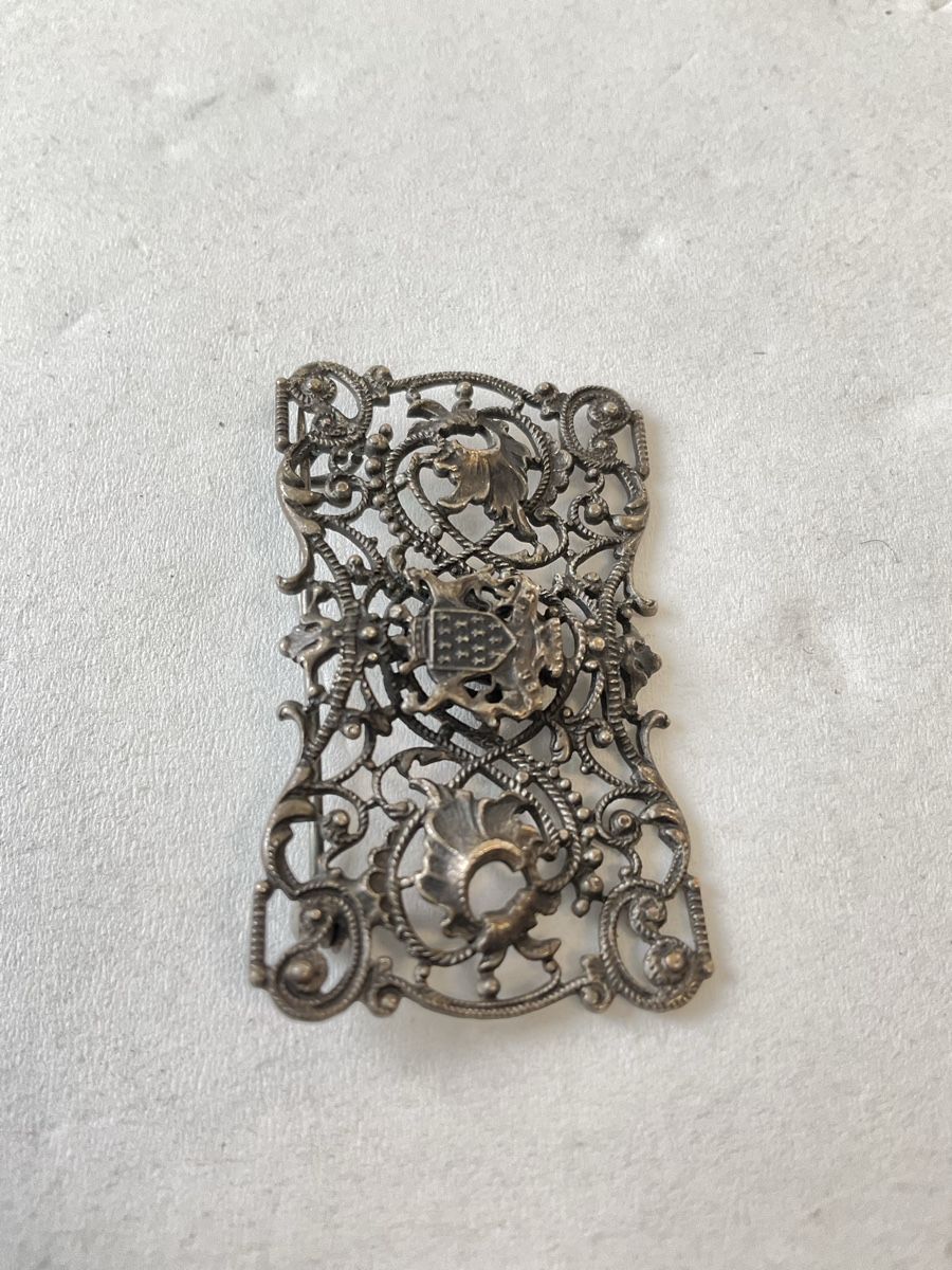 Spille & Fermagli: Ancienne broche en filigrane, argenté  – Usato da Malleray venduto da Robot12 2
