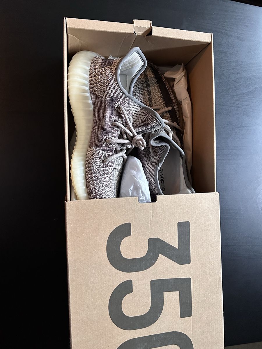 Herrenschuhe: Adidas Yeezy 350 V2 ZYON size 44,5 – Gebraucht aus Commugny von Rot_s6pd 2