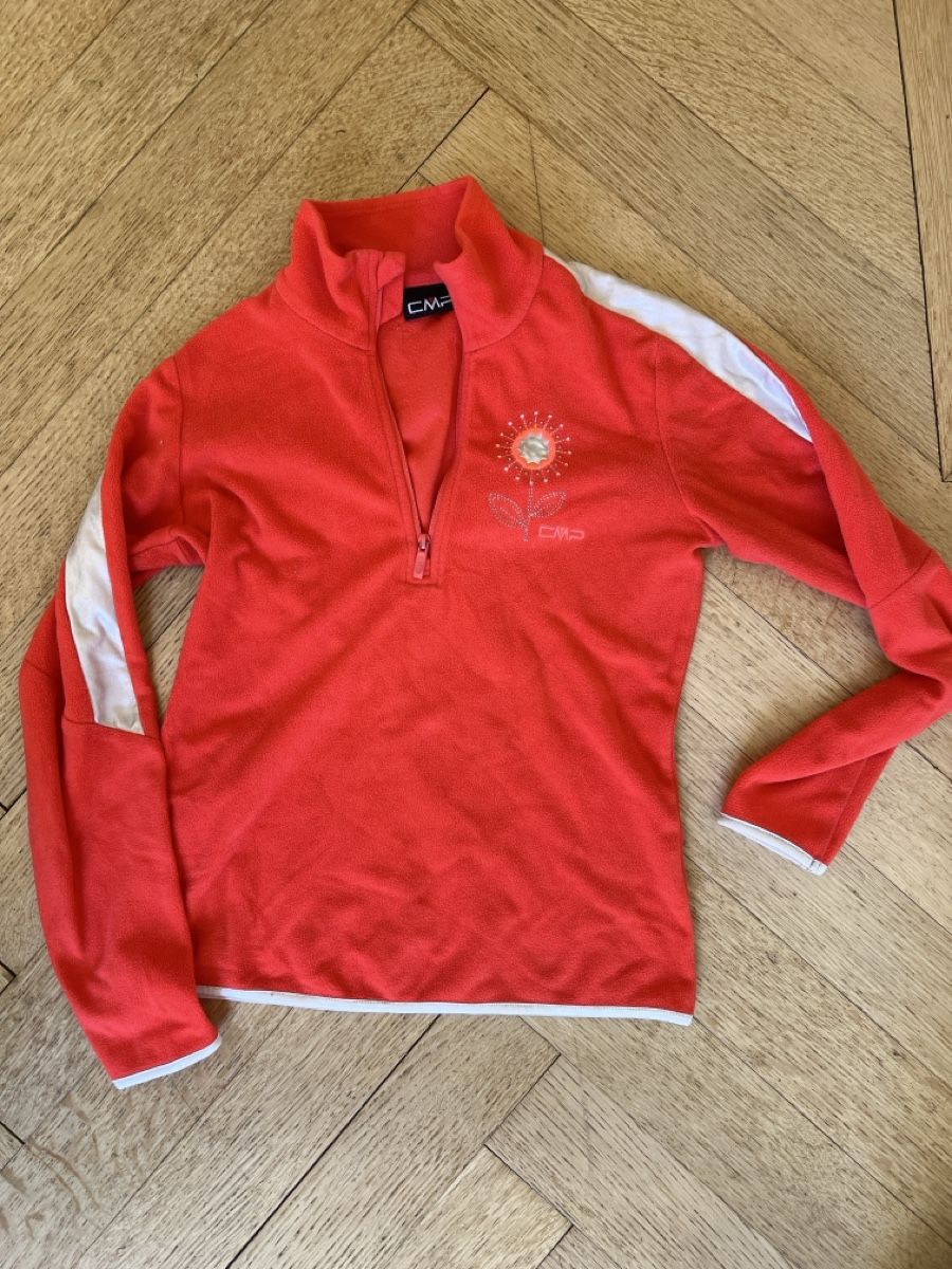 CMP Pullover & Sweatshirts: CMP Fleece Pullover Funktionsshirt 140, Mädchen  – Gebraucht aus Beinwil am See von bri_gdk5