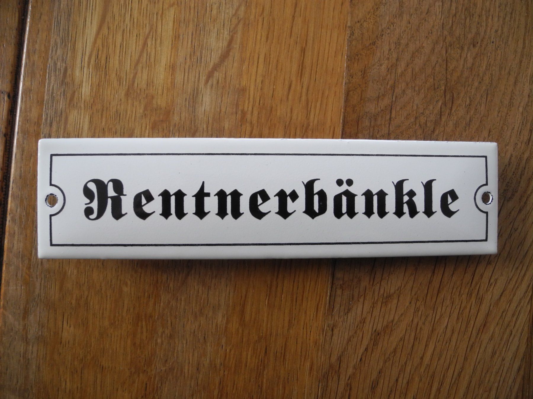 Insegne: RENTNERBÄNKLE – Nuovo (secondo la descrizione) da Reinach AG venduto da Huckleberrysix