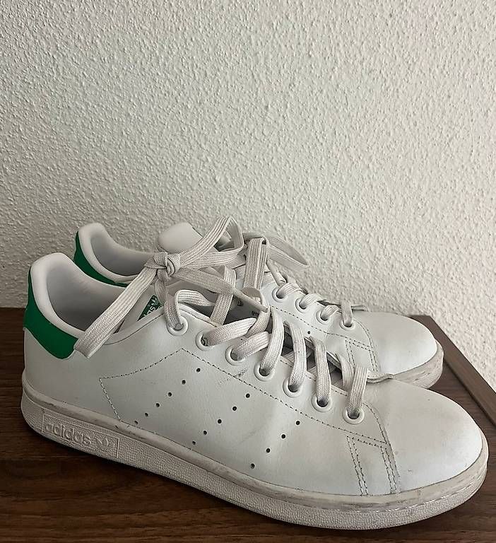 Adidas Damenschuhe: Adidas Stan Smith weiss / grün Gr. 38.5 – Gebraucht aus Güttingen von sin_6lcy
