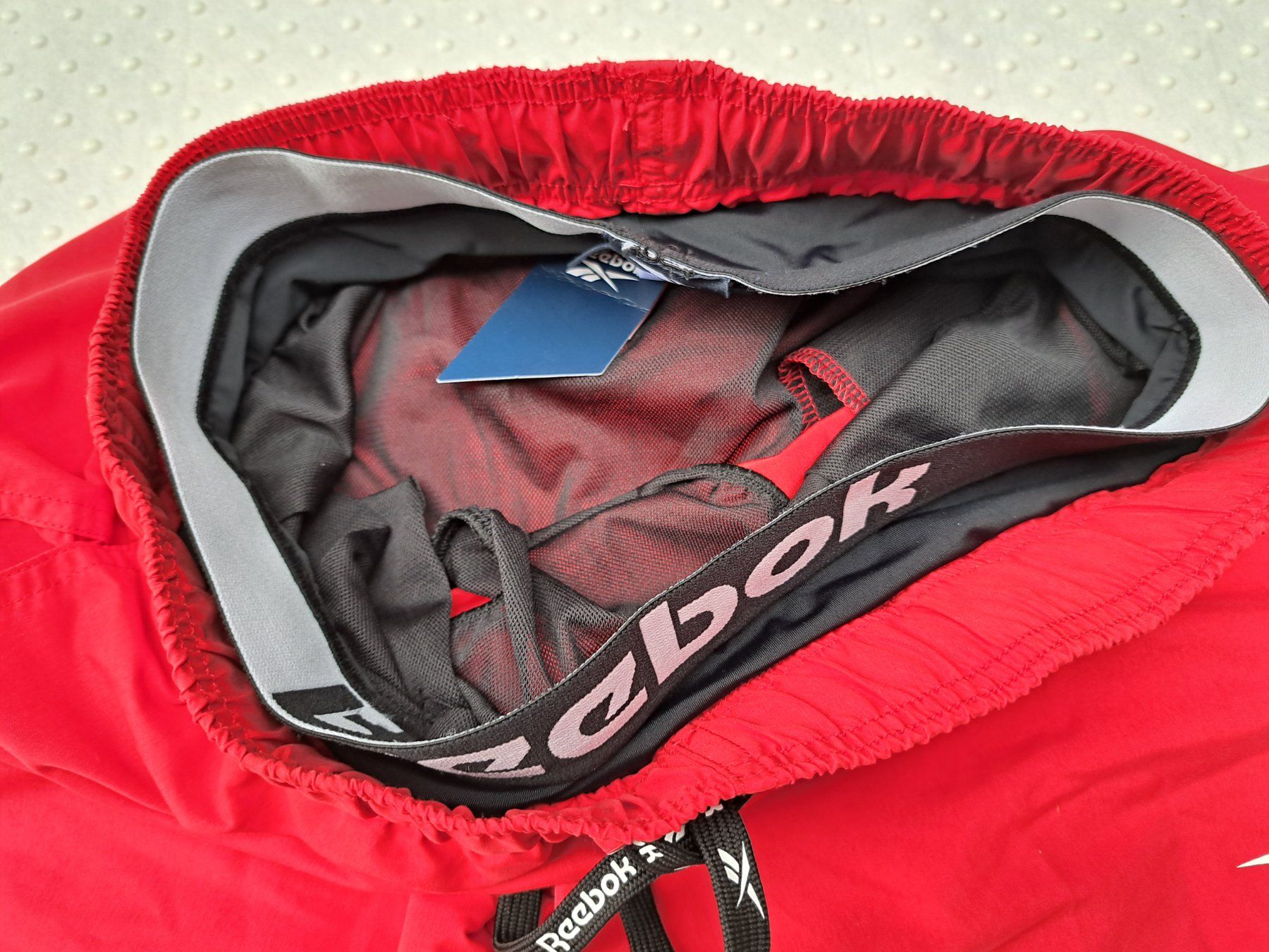Reebok Costumi da bagno: NEU! Rote Reebok Badehose, Grösse S – Nuovo e nell'imballaggio originale da Gysenstein venduto da joshuas81 3