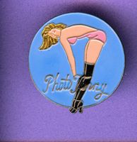 PIN - UP  GIRL