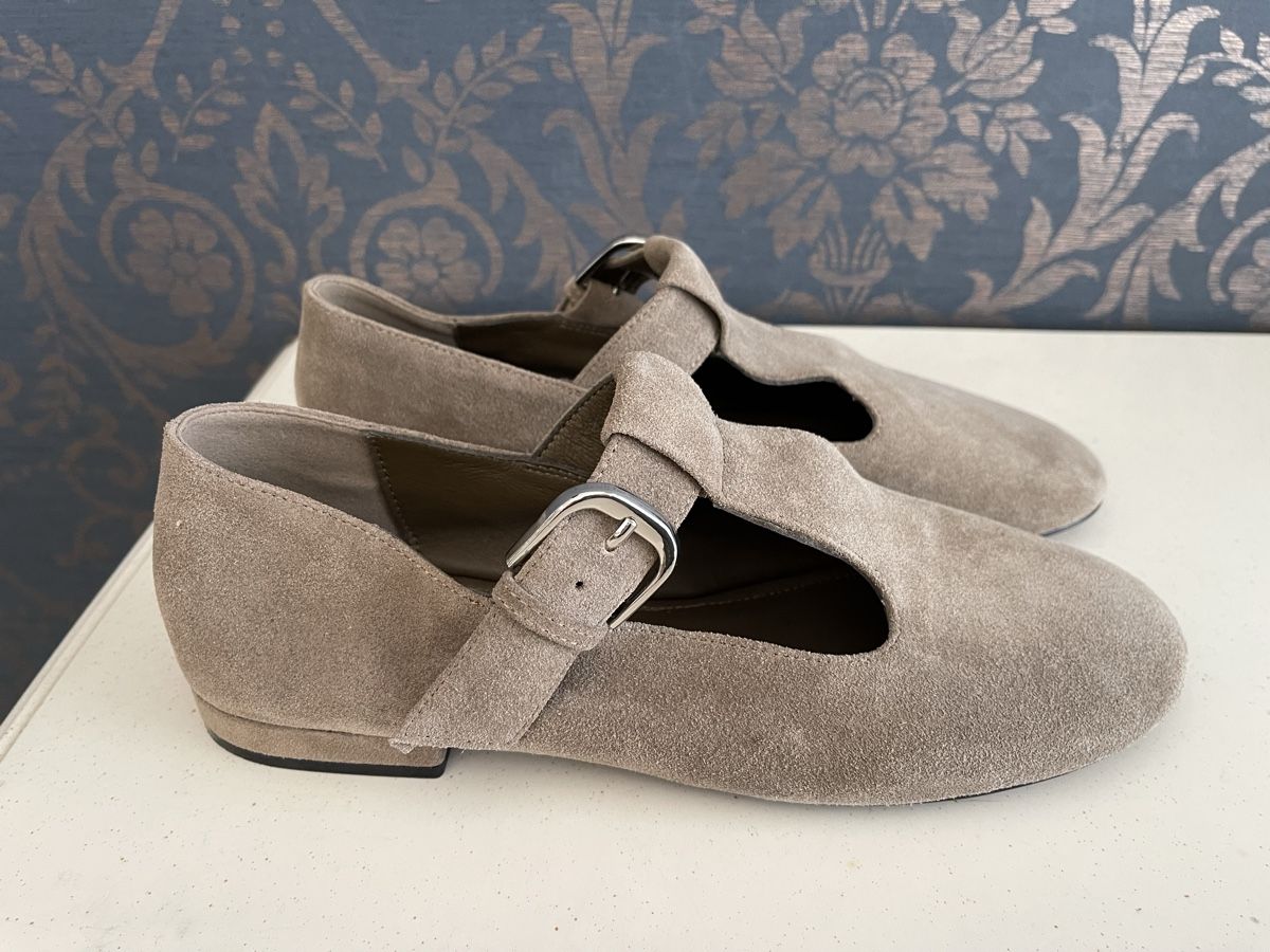 Massimo Dutti Scarpe da donna: Massimo Dutti Mary Jane Gr.41 – Nuovo (secondo la descrizione) da Stallikon venduto da BaumArt