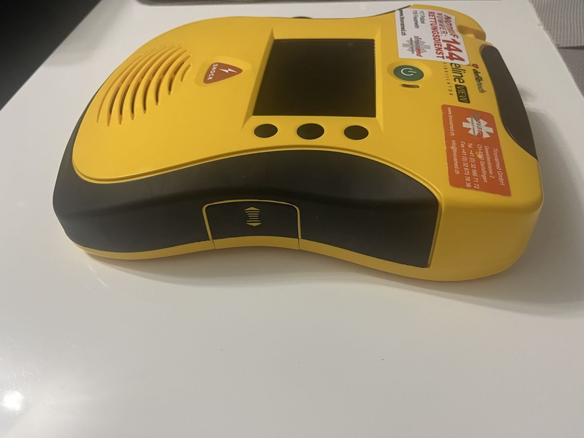 Attrezzature mediche: Défibrillateur Defibtech Lifeline VIEW – Nuovo (secondo la descrizione) da Chavannes-prés-Renens venduto da Noku_1 4