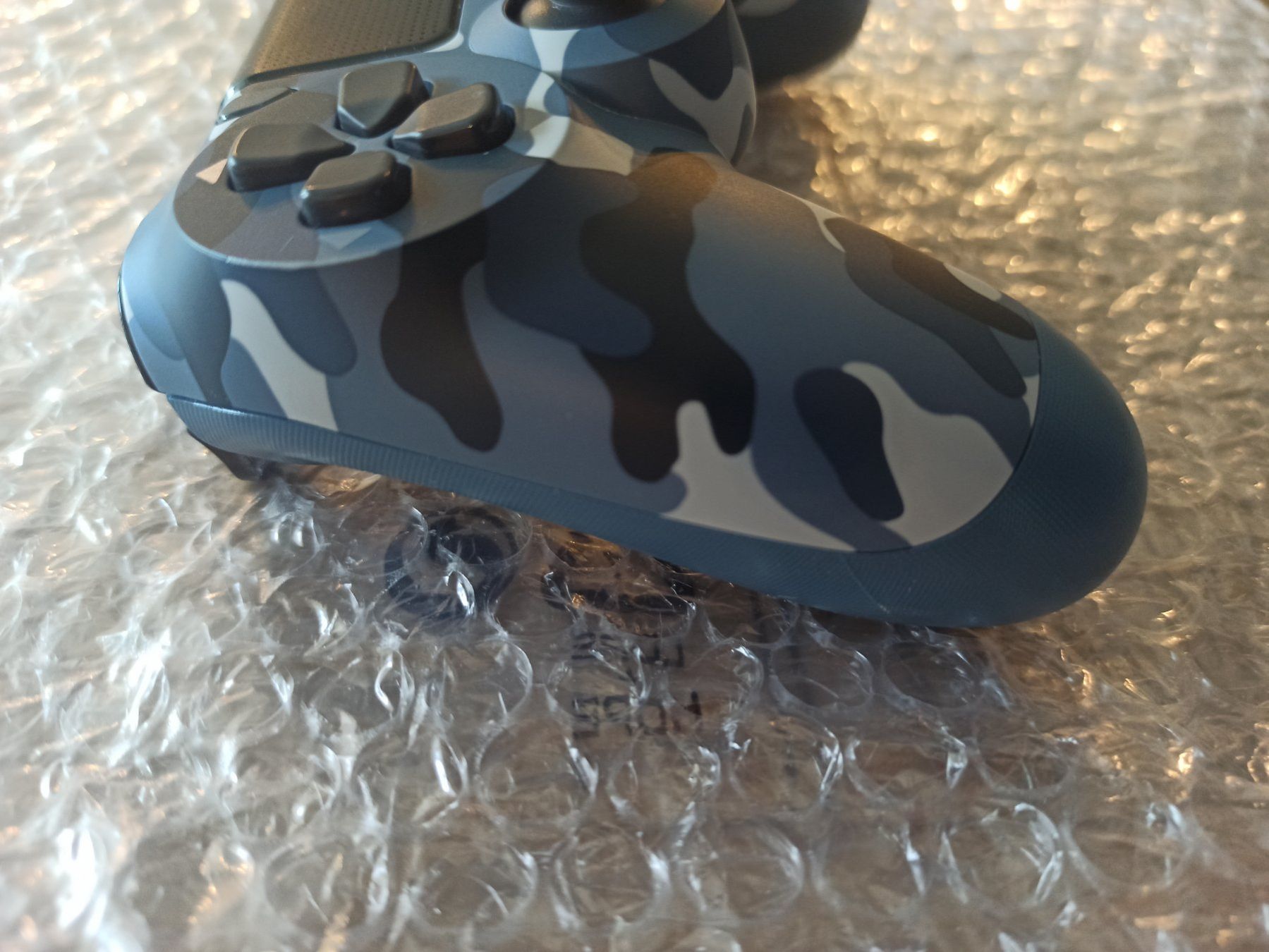 Manettes: Original Controller Sony PS4 Wireless DualShock 4 V2 TOP CAM – D'occasion à Oberweningen par mar_87mx 3
