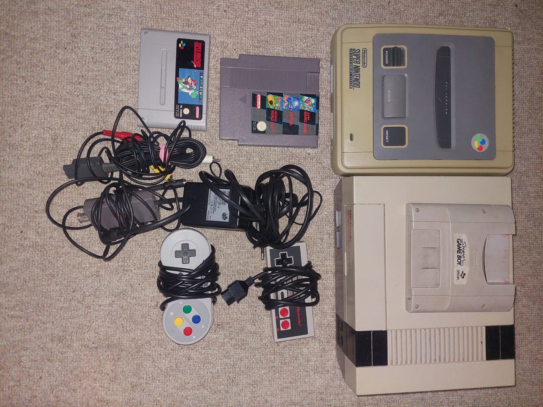 Nintendo Konsolen: Super Nintendo und Nes Konsole – Gebraucht aus Turbenthal von fatalbeauty