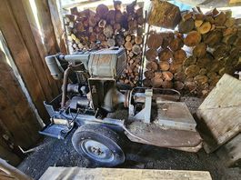 Dieselmotor mit Holzspaltspirale