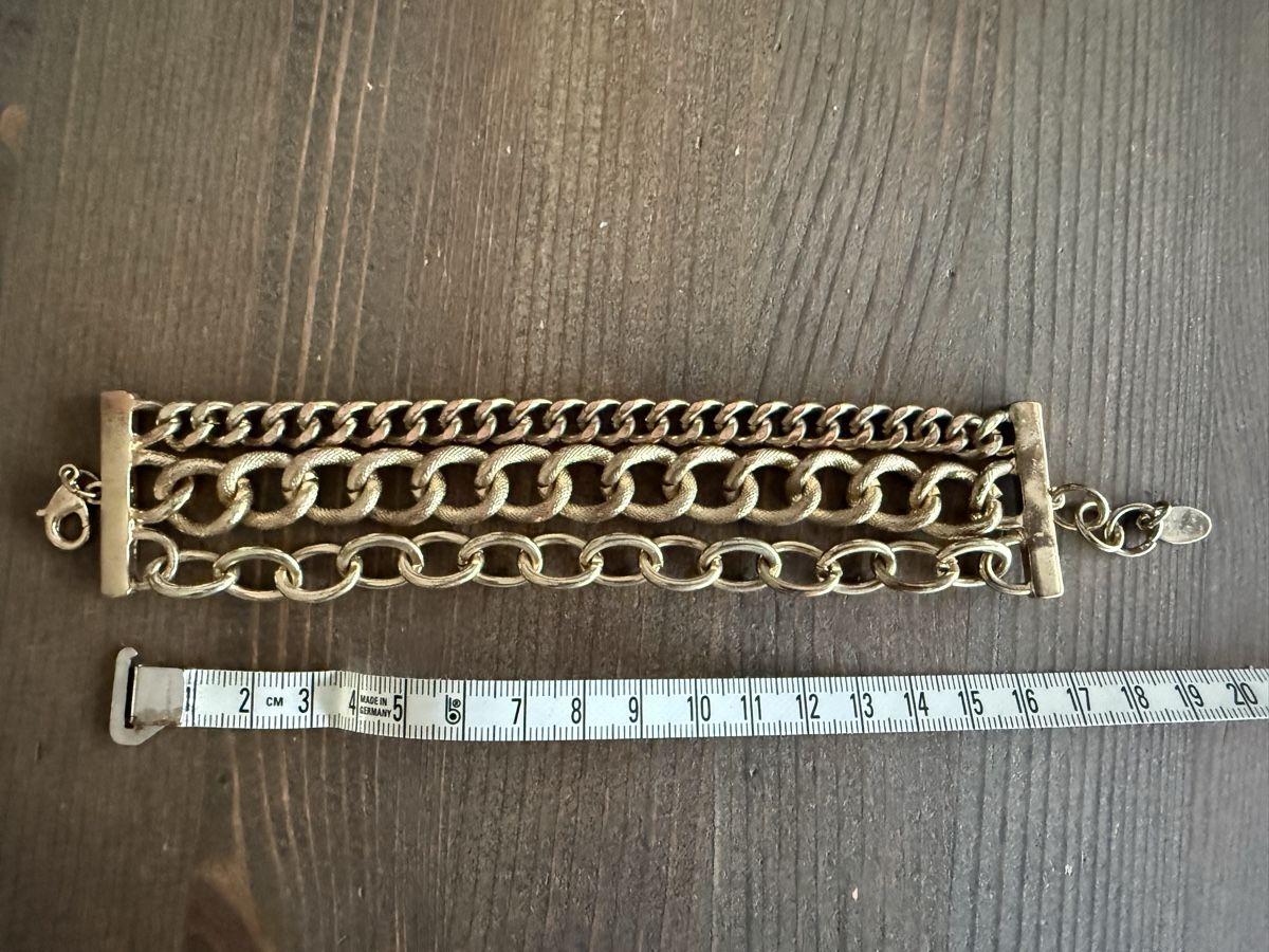 Guess Bracciali & Braccialetti: Guess Armkette mit Kettenglieder – Usato da Leissigen venduto da tahari 3