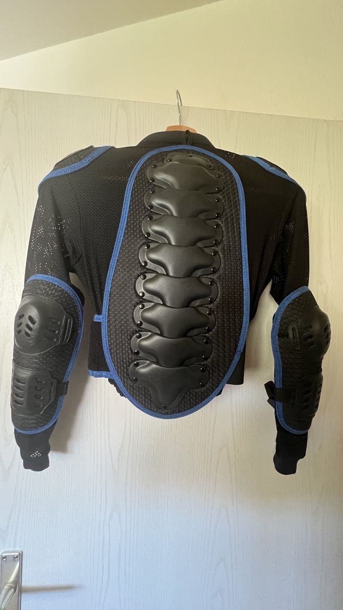 Protezioni & Imbottiture: Motorrad Schutzweste S – Usato da Hoeri venduto da negoziation 2