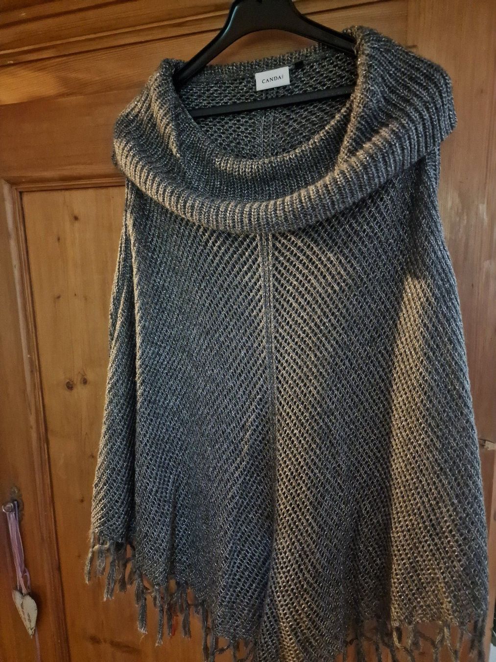 H&M Vestes: Poncho – Neuf (Voir description) à Regensdorf par surber54 1