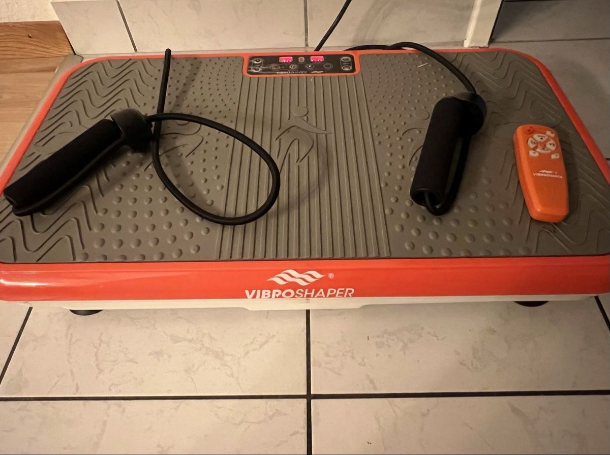 Vibroshaper Hometrainer: VibroShaper Vibrationsplatte  – Usato da Gossau ZH venduto da SwissFinds7 1