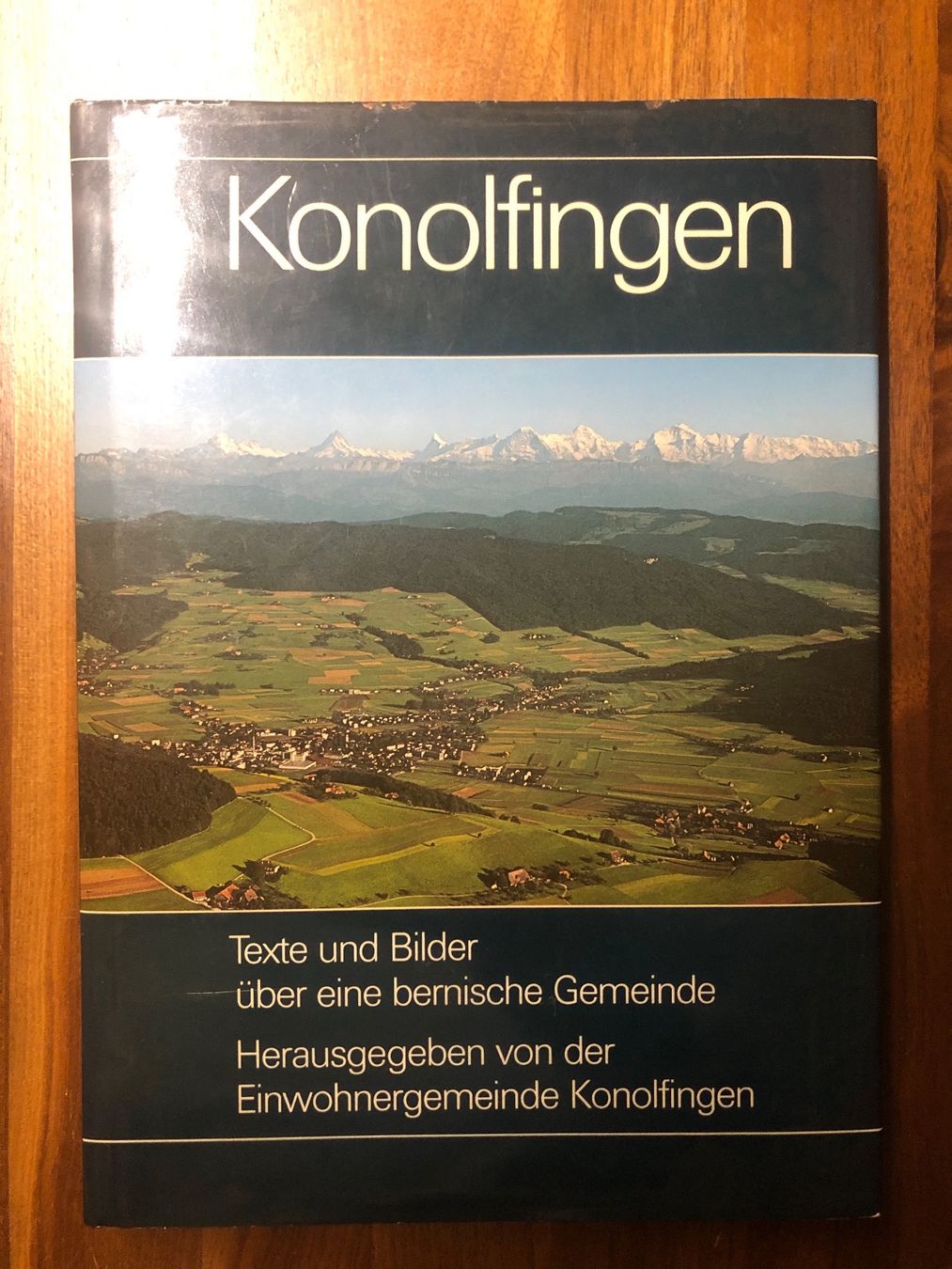 Libri: Konolfingen - Texte und Bilder über eine bernische Gemeinde – Usato da Bern venduto da Boox