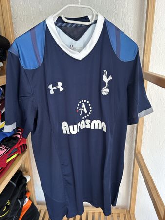Maillot Tottenham Under Armour, taille L, comme neuf.