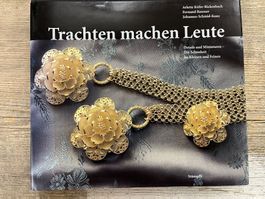 Brauchtum: Trachten machen Leute Die Schönheit im Kleinen