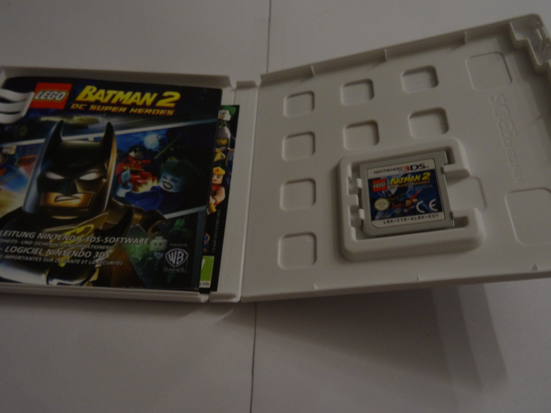 Nintendo Giochi: LEGO Batman 2 - DC Super Heroes 3DS – Usato da Olten venduto da Disc-Ausverkauf 1