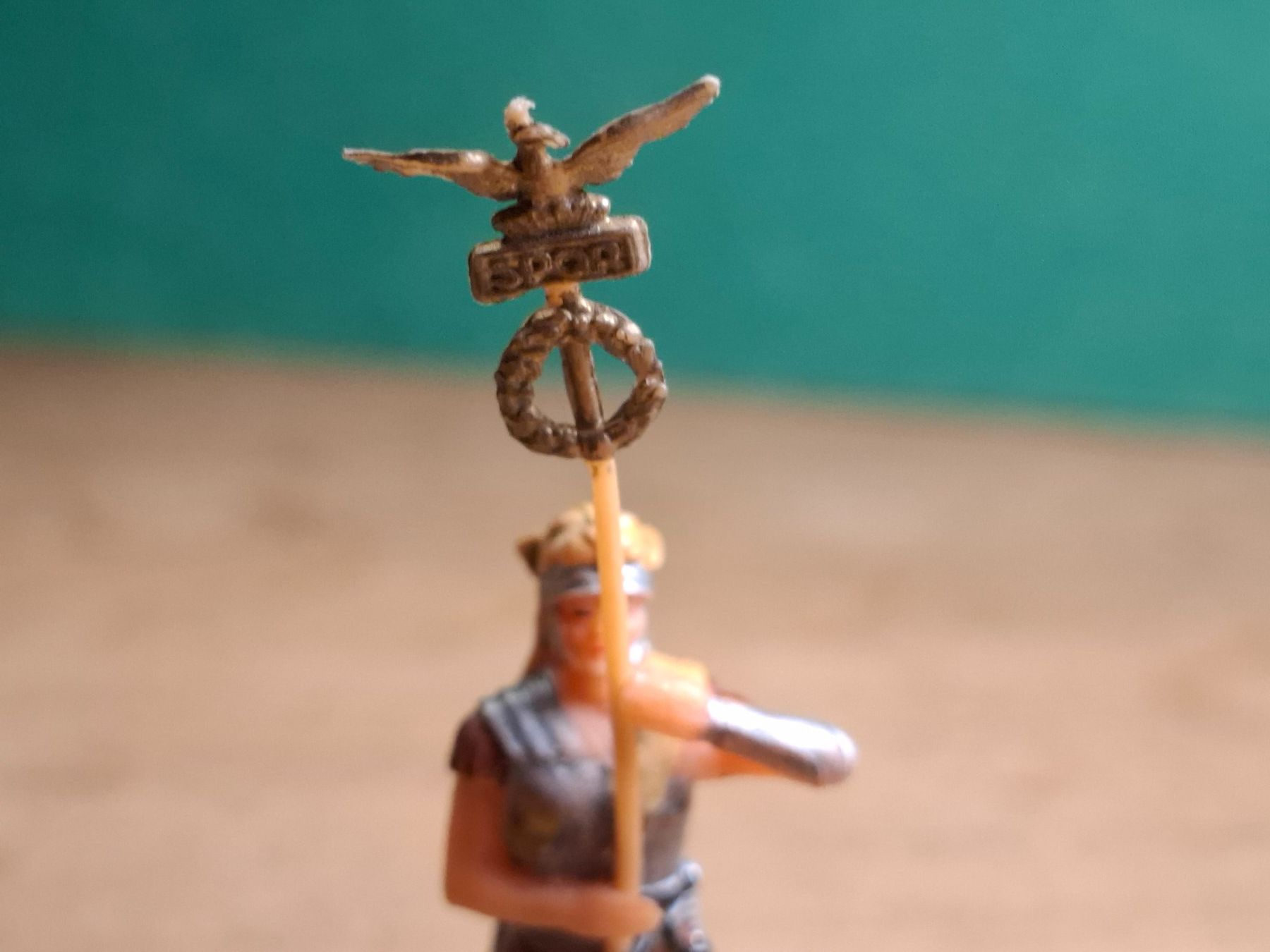 Elastolin Spielzeuge: Elastolin Römer Legionär Ritter Soldat Spielfigur - Mini – Gebraucht aus Schlieren von Svenja7 3