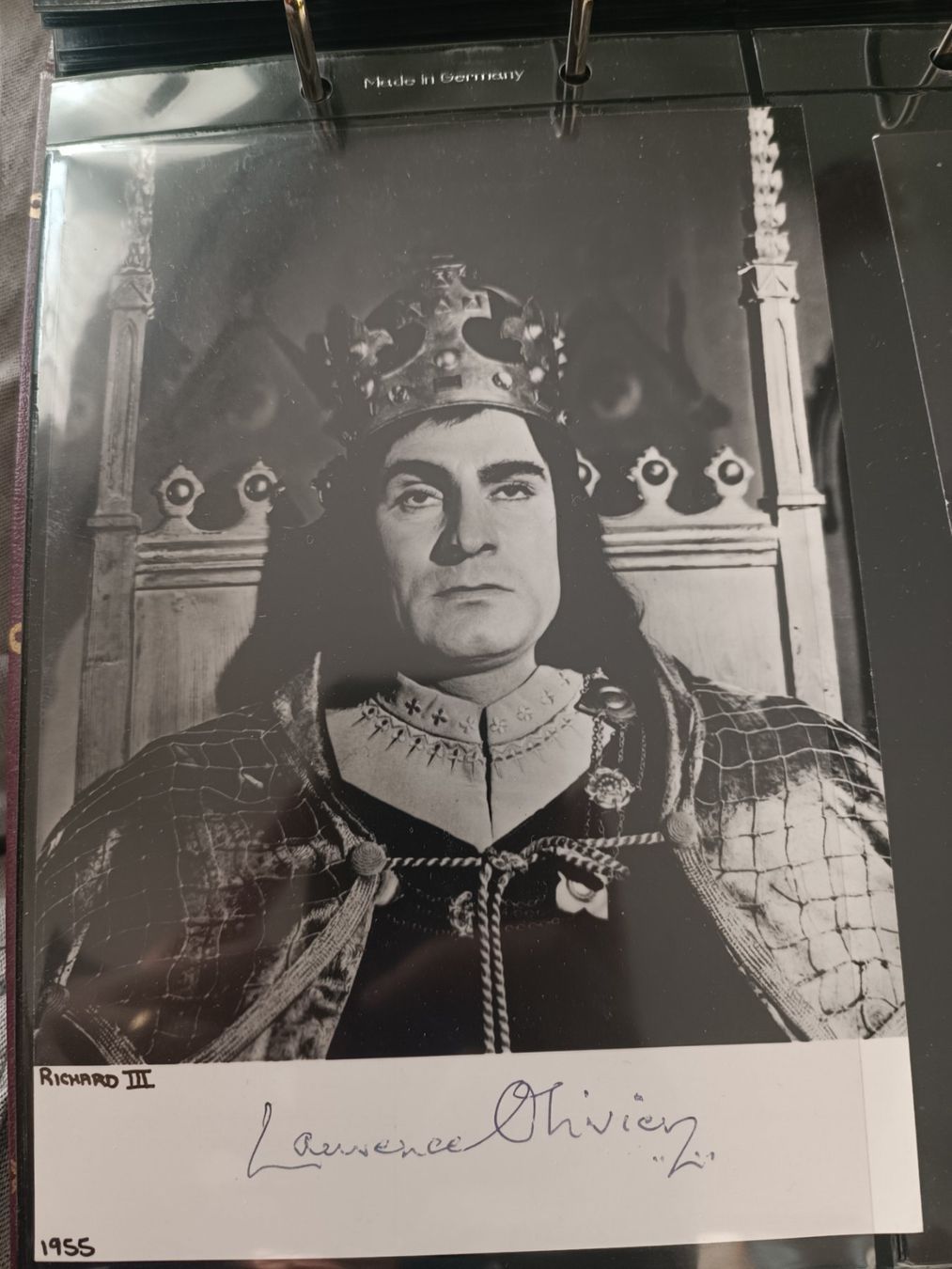Autogramme: Laurence Olivier - handsigniert - 13x18cm – Gebraucht aus Menziken von Artographs