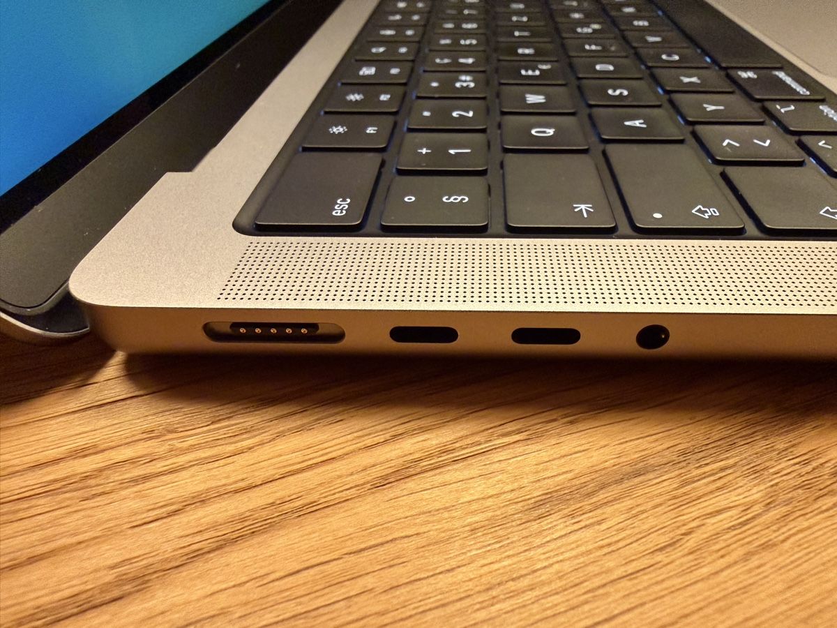 Apple Notebook: TOP Zustand Apple Macbook Pro / 16 GB Ram / 512 SSD – Nuovo (secondo la descrizione) da Inwil venduto da blue_ninja 2