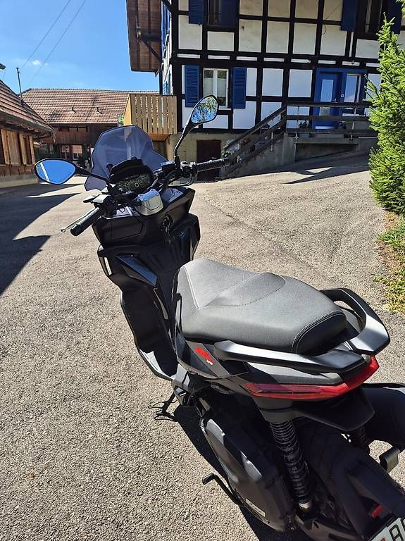 Aprilia Scooter: Aprillia SR GT 125 – Usato da Bern venduto da phi_b8jr 2