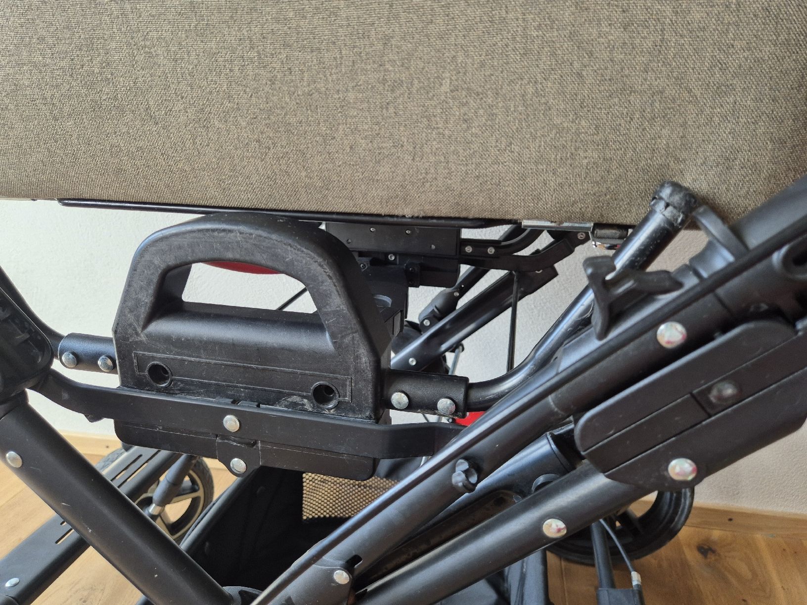 Hartan Kinderwagen: Kinderwagen Hartan Bellybutton Edition – Gebraucht aus Zizers von .sternli. 4