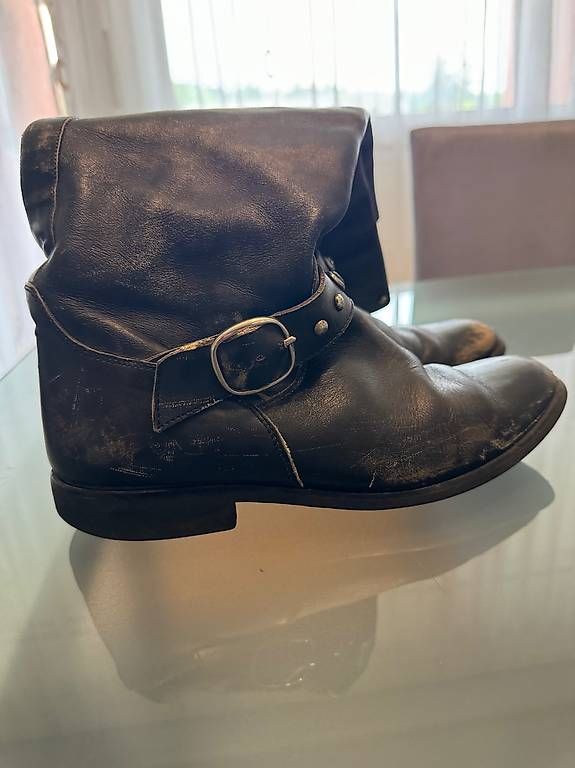 Golden Goose Scarpe da uomo: Golden Goose Boots – Usato da St. Urban venduto da dju_lila 1