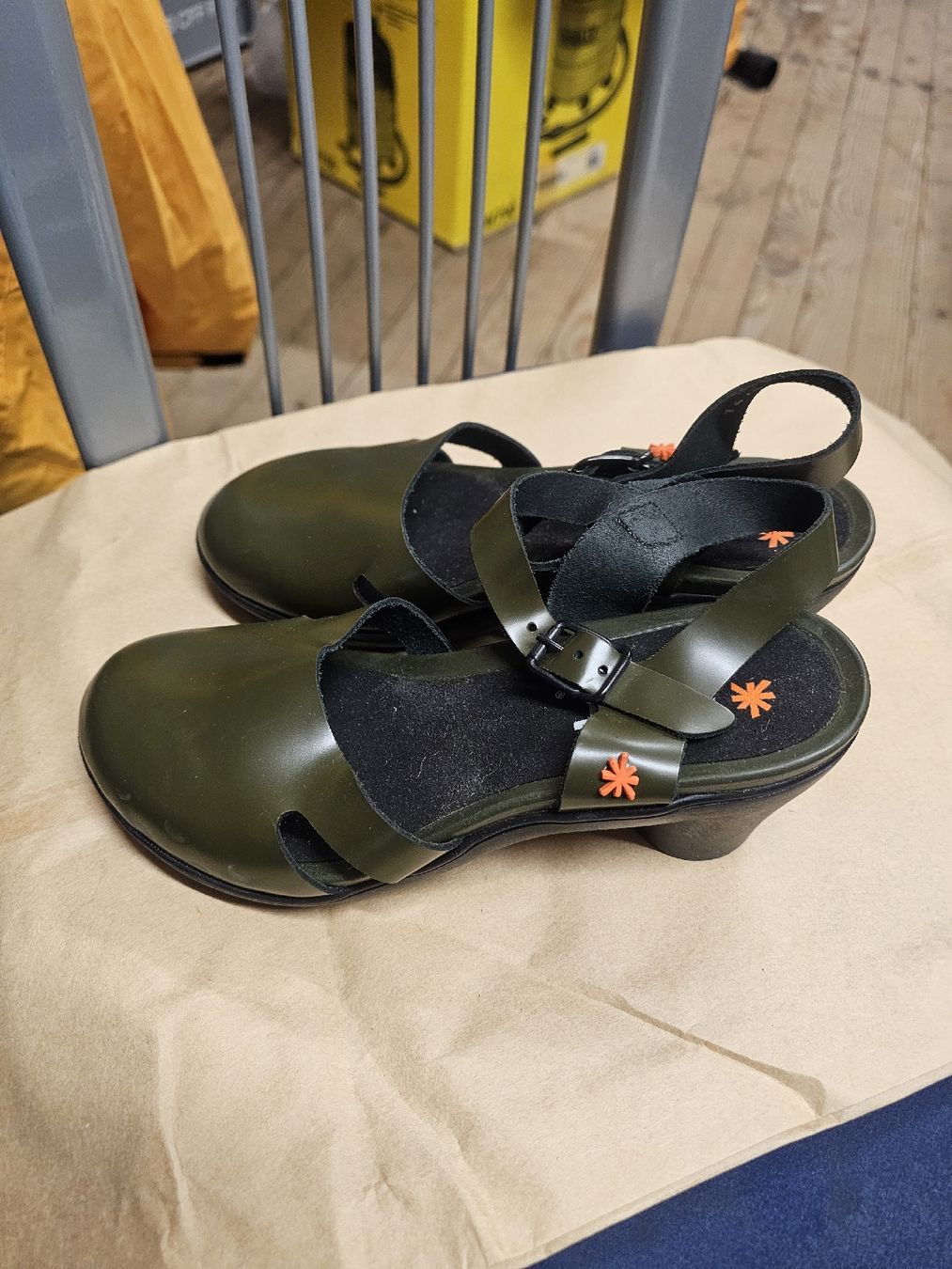 Art Chaussures femmes: Art Sandaletten – Neuf (Voir description) à Luzern par bagija