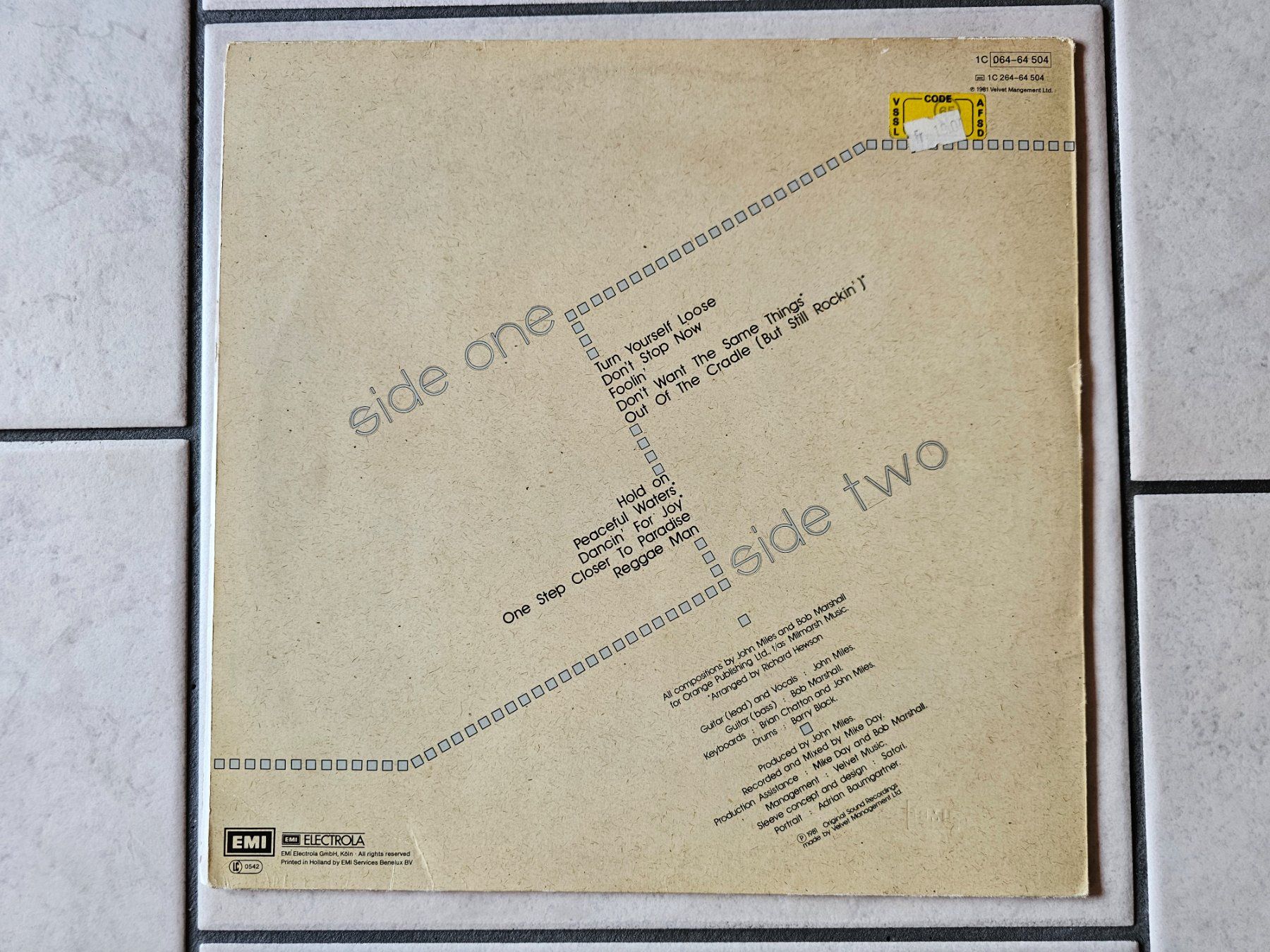 Dischi in vinile: John Miles  -  Miles High  /  LP – Usato da Schneisingen venduto da backstore24 1