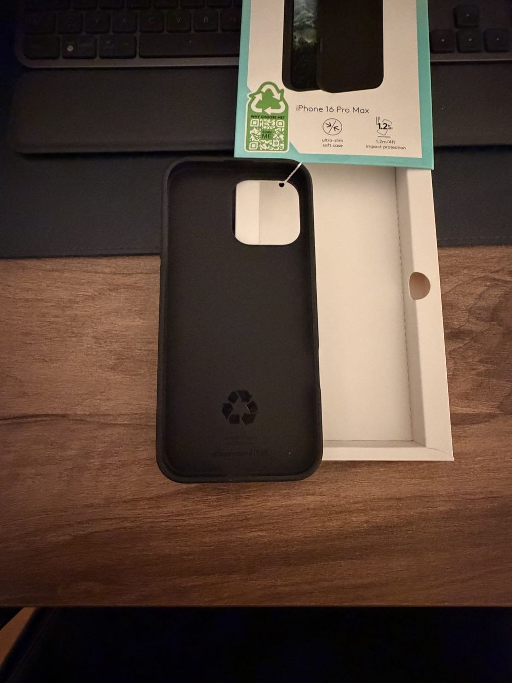 Cover & Protezioni schermo: Case für iPhone 16 Pro Max, neu – Nuovo e nell'imballaggio originale da Hellbühl venduto da dodo433 2