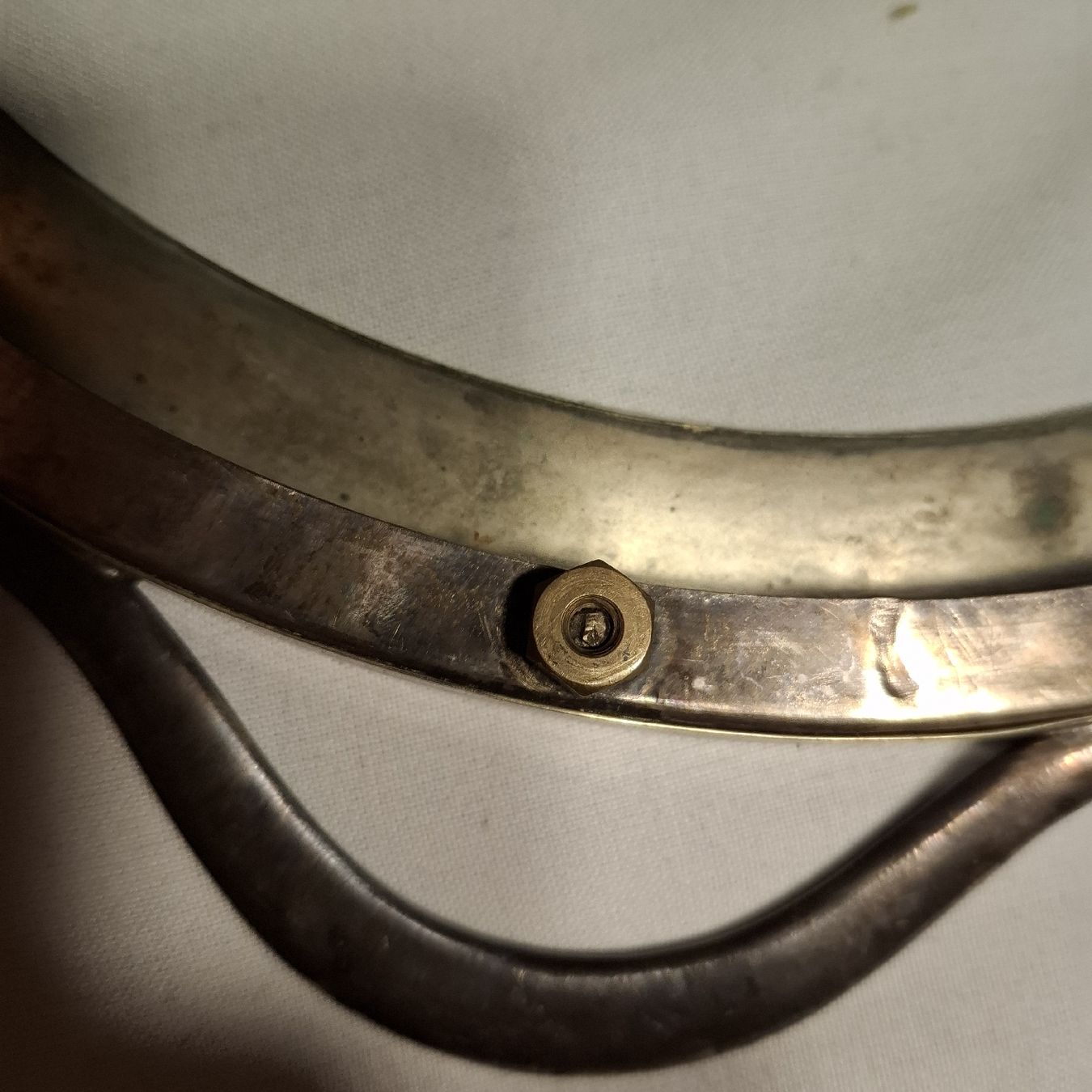 Piatti di portata: Versilberte Servierplatte mit Glasboden ca.28.7cm – Usato da Nürensdorf venduto da DANG3REUX 2