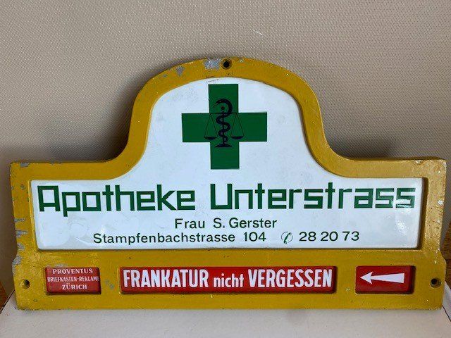 Insegne: Altes Apotheken-Schild "Unterstrasse" Emaille – Usato da Gersau venduto da pandabear01