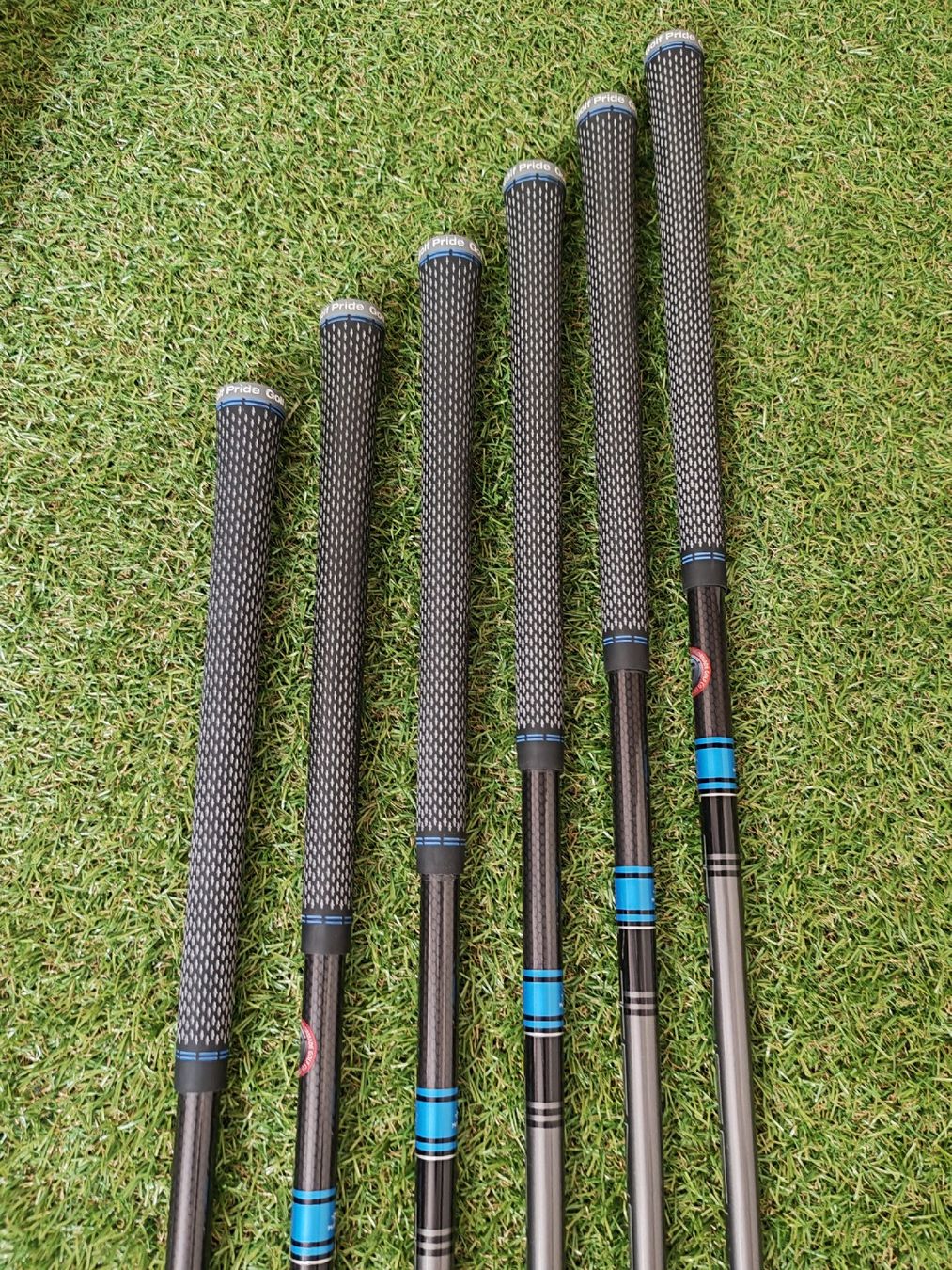 Taylor Made Clubs & Sets: TaylorMade SIM MAX Eisen 6-SW, Graphitschaft TM60 Regular – D'occasion à Uerikon par Chreggus_Golfshop 1