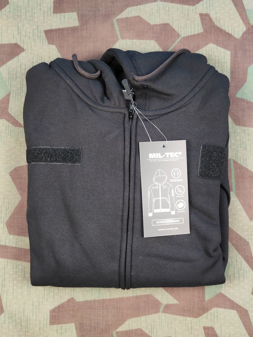Uniformi: Tactical Kapuzenjacke, schwarz, Grösse L – Nuovo (secondo la descrizione) da Bauma venduto da SwissMilitaria