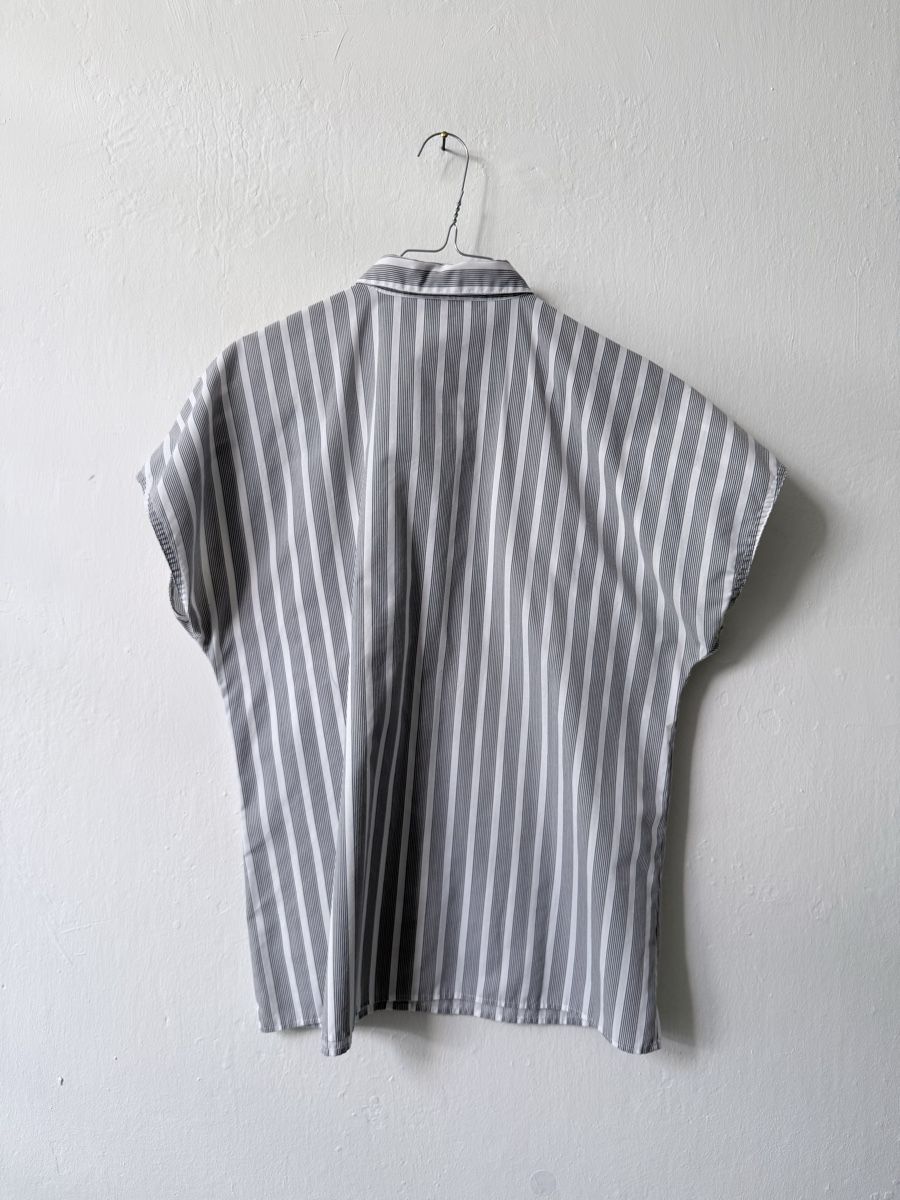 Blusen: Vintage Bluse gestreift kurzarm Grösse M – Gebraucht aus Basel von A-Z-B 3